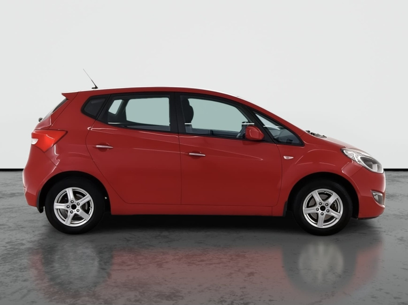 Hyundai ix20, 2012