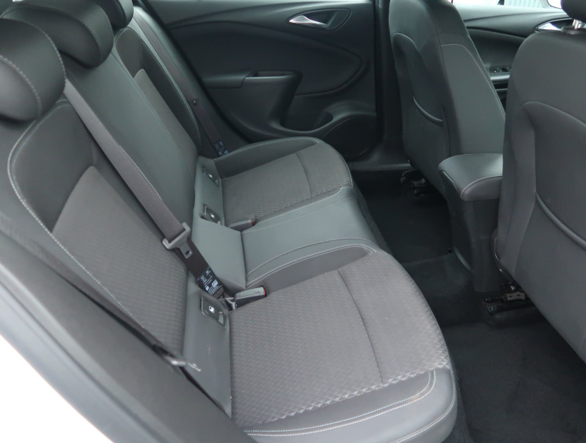 Opel Astra, 2019