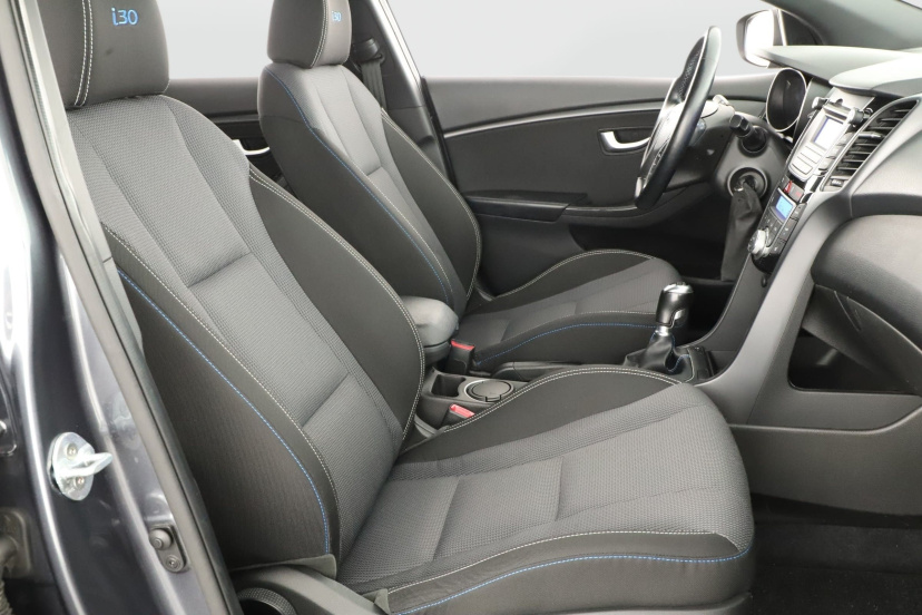 Hyundai i30, 2016