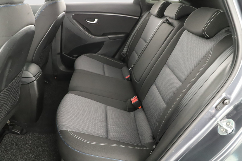 Hyundai i30, 2016