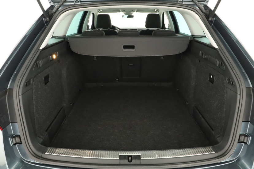 Škoda Superb, 2020