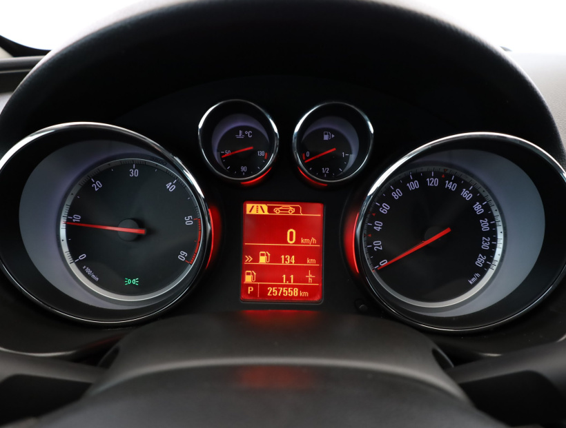 Opel Insignia, 2012