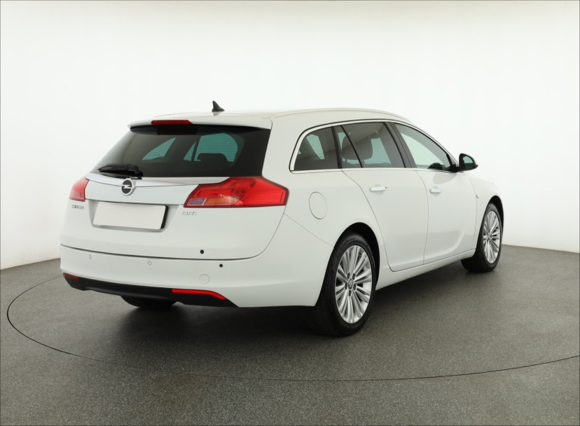 Opel Insignia, 2012