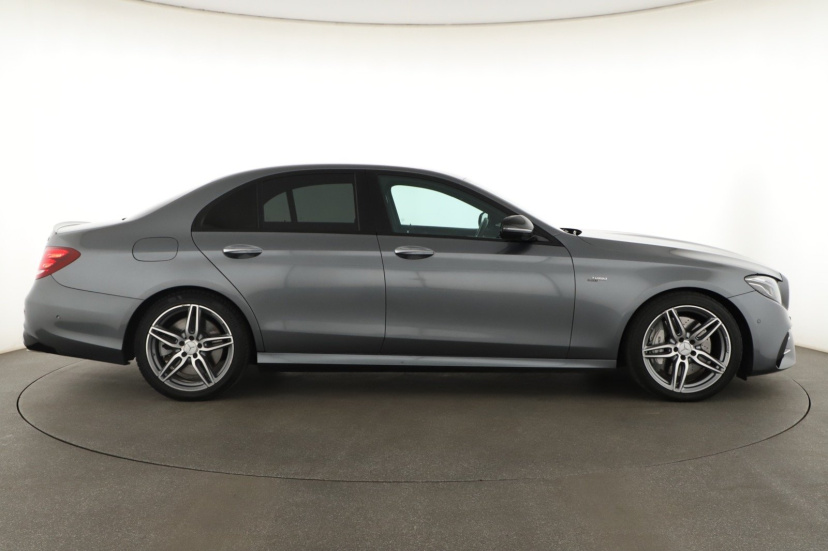 Mercedes-Benz E, 2018
