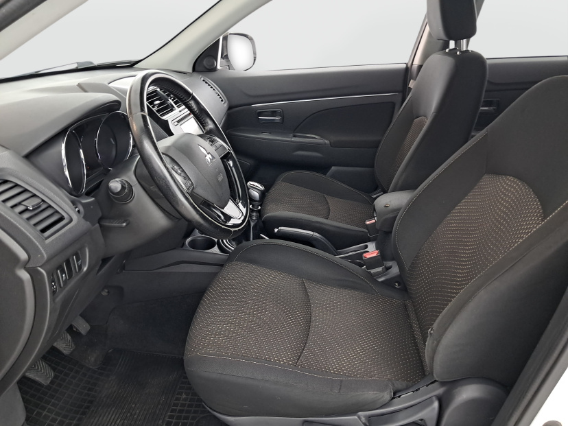 Mitsubishi ASX, 2016