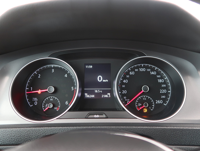 Volkswagen Golf, 2016