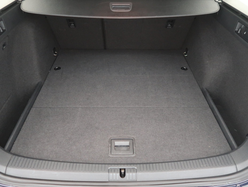 Volkswagen Golf, 2016