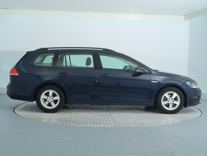 Volkswagen Golf, 2016