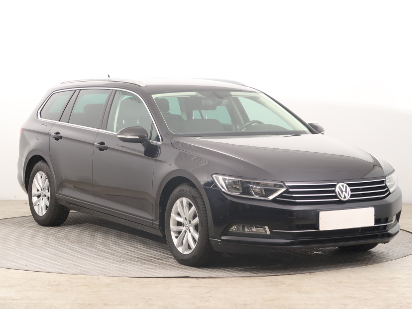Volkswagen Passat, 2015