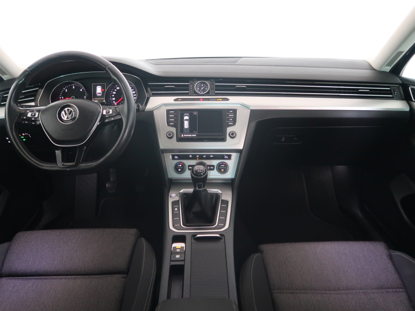 Volkswagen Passat, 2015