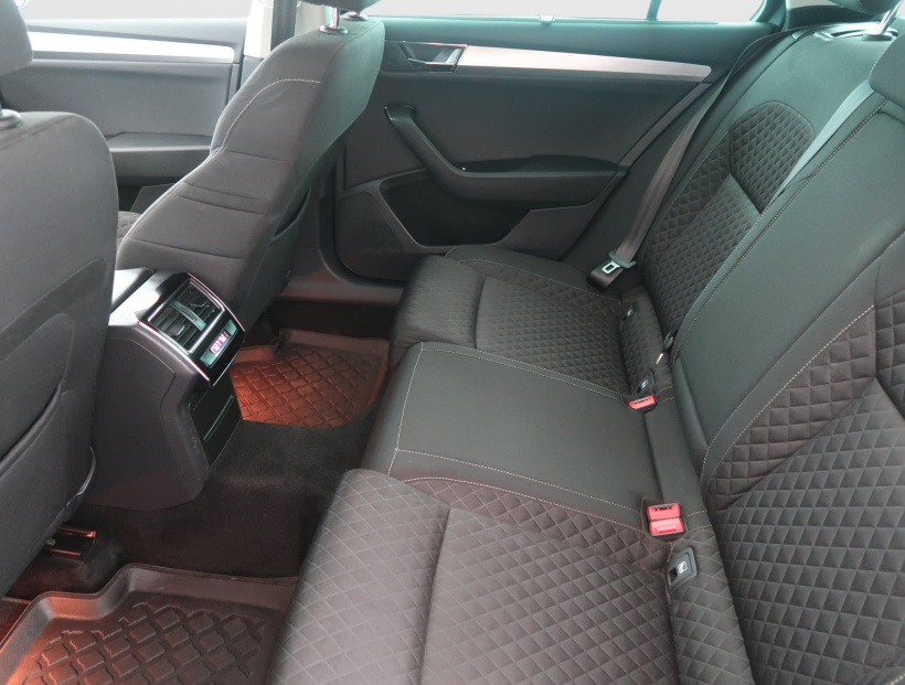 Škoda Superb, 2020