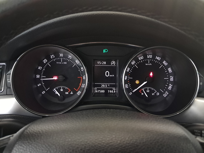 Škoda Superb, 2014