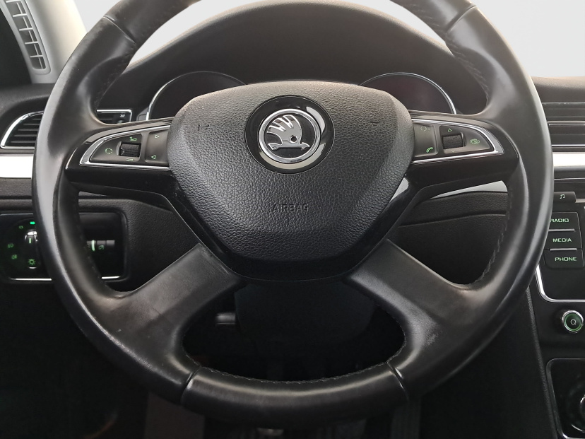Škoda Superb, 2014
