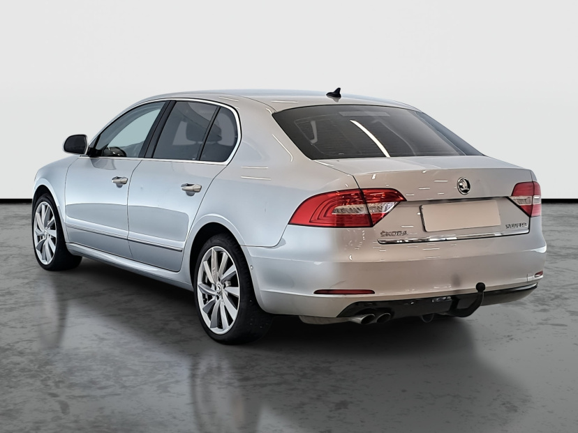 Škoda Superb, 2014