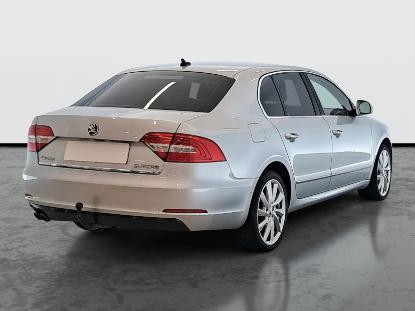 Škoda Superb, 2014