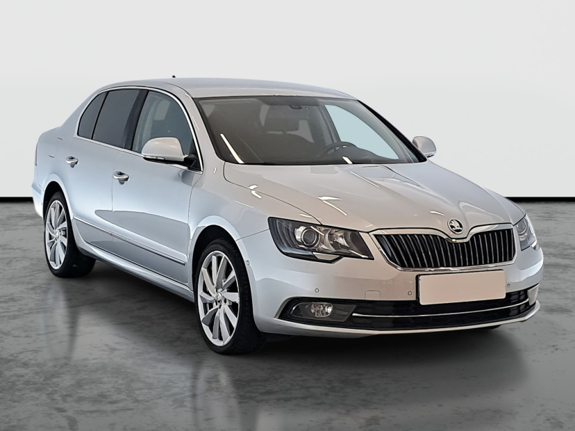 Škoda Superb, 2014