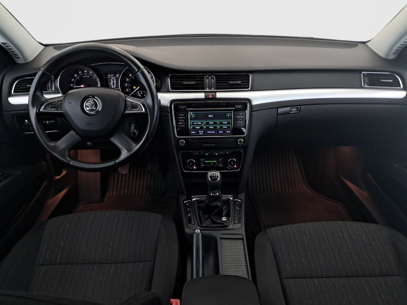 Škoda Superb, 2014