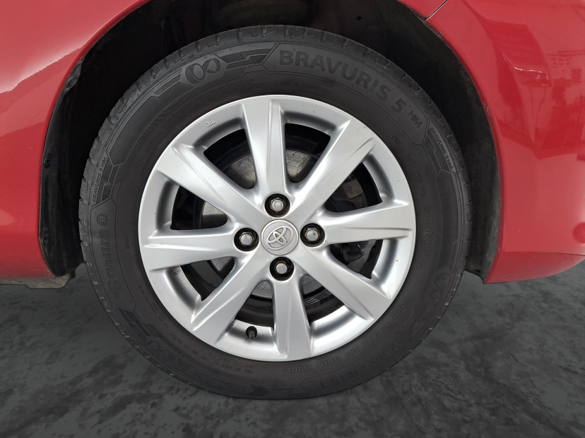 Toyota Yaris, 2011