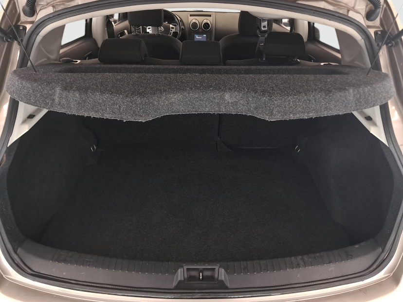 Nissan Qashqai, 2011