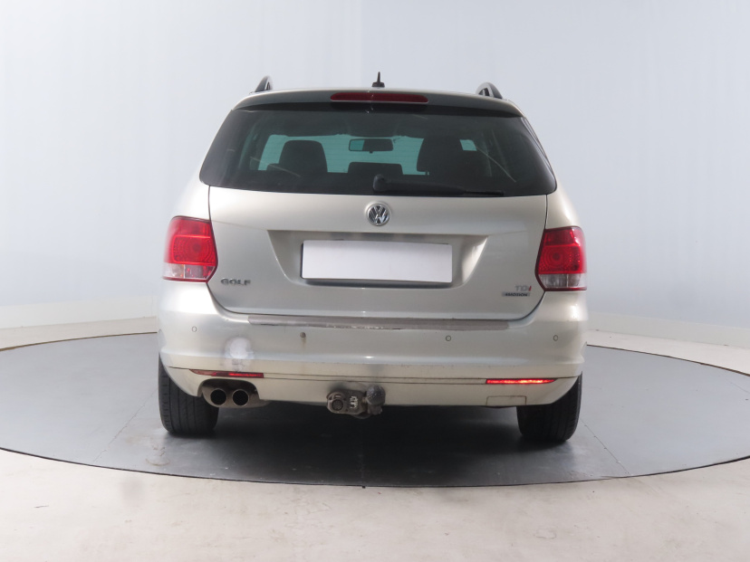 Volkswagen Golf, 2010