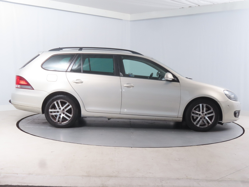 Volkswagen Golf, 2010