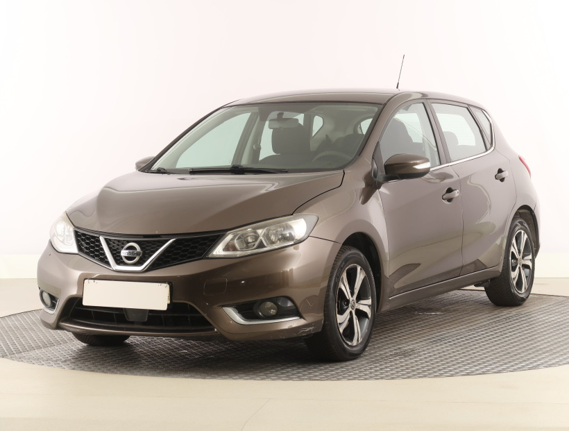 Nissan Pulsar, 2015