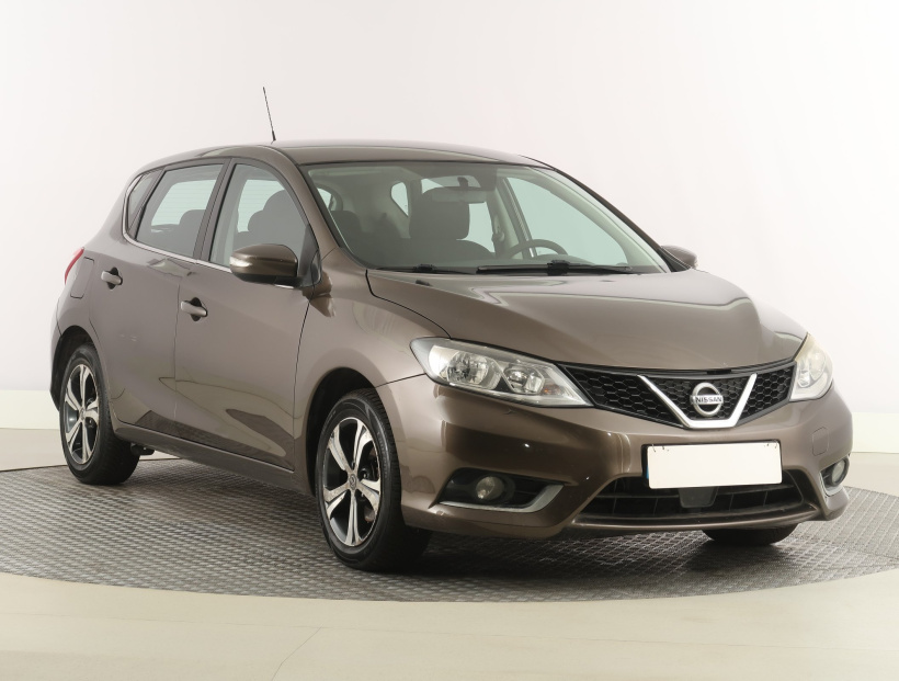 Nissan Pulsar, 2015