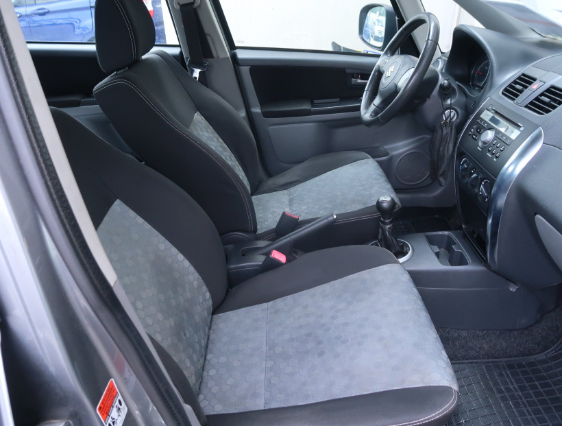 Suzuki SX4, 2013