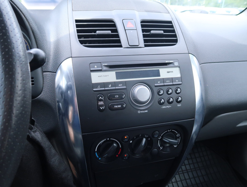 Suzuki SX4, 2013
