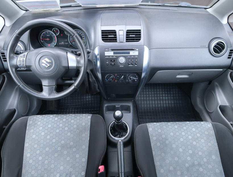 Suzuki SX4, 2013