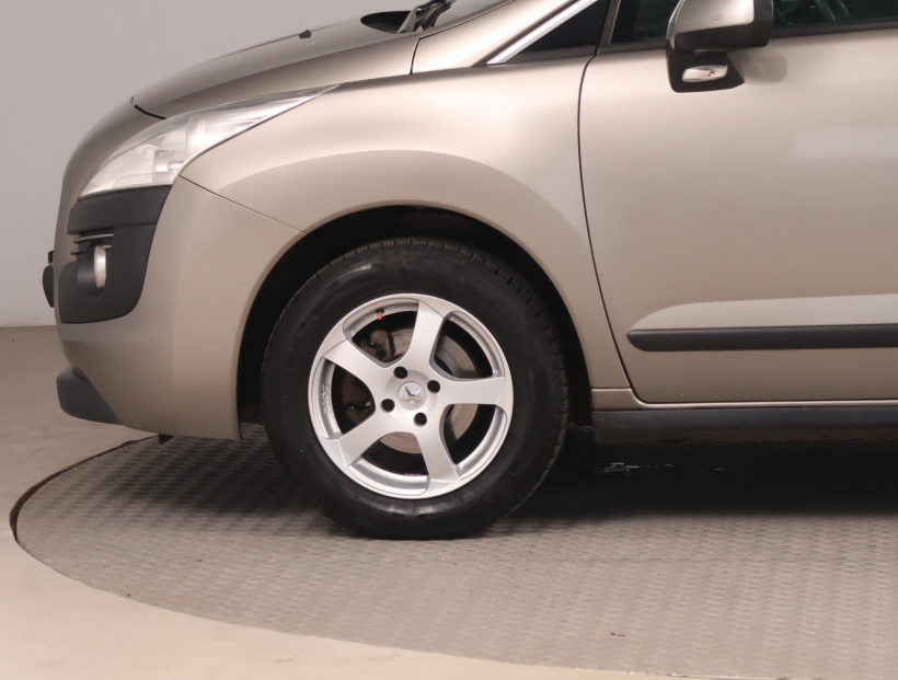 Peugeot 3008, 2010