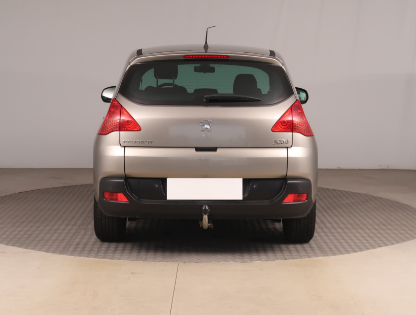 Peugeot 3008, 2010