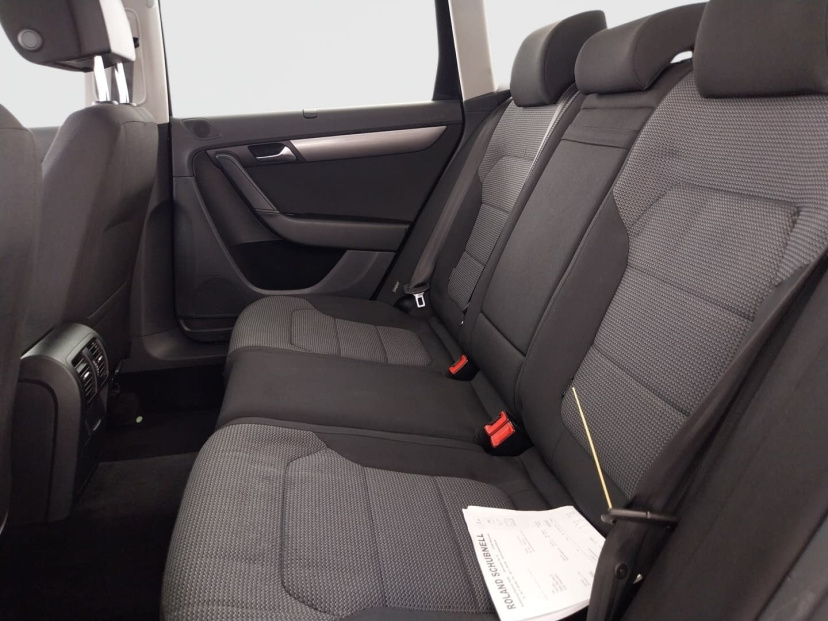 Volkswagen Passat, 2011