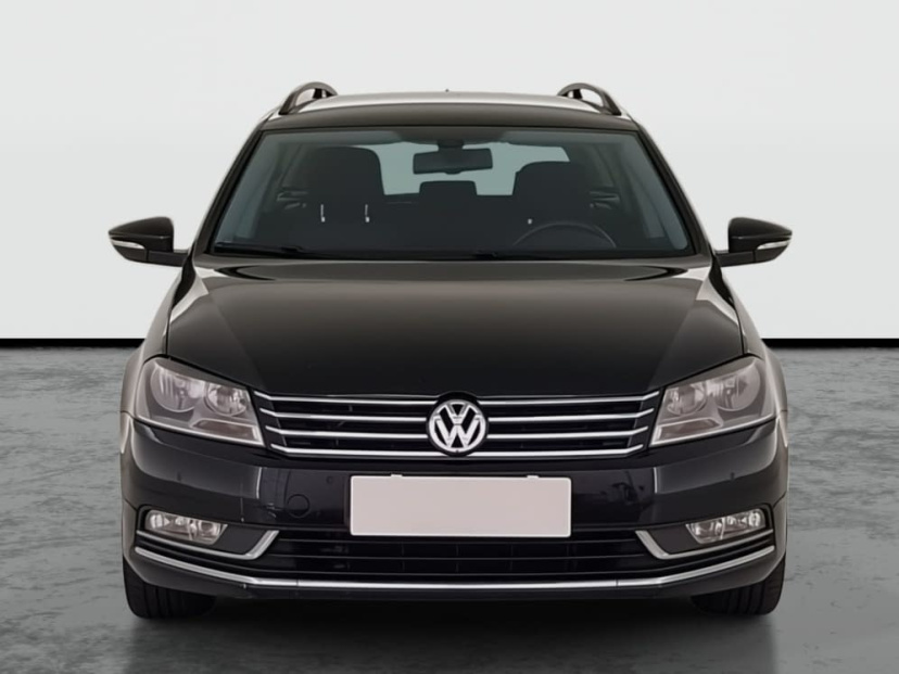 Volkswagen Passat, 2011