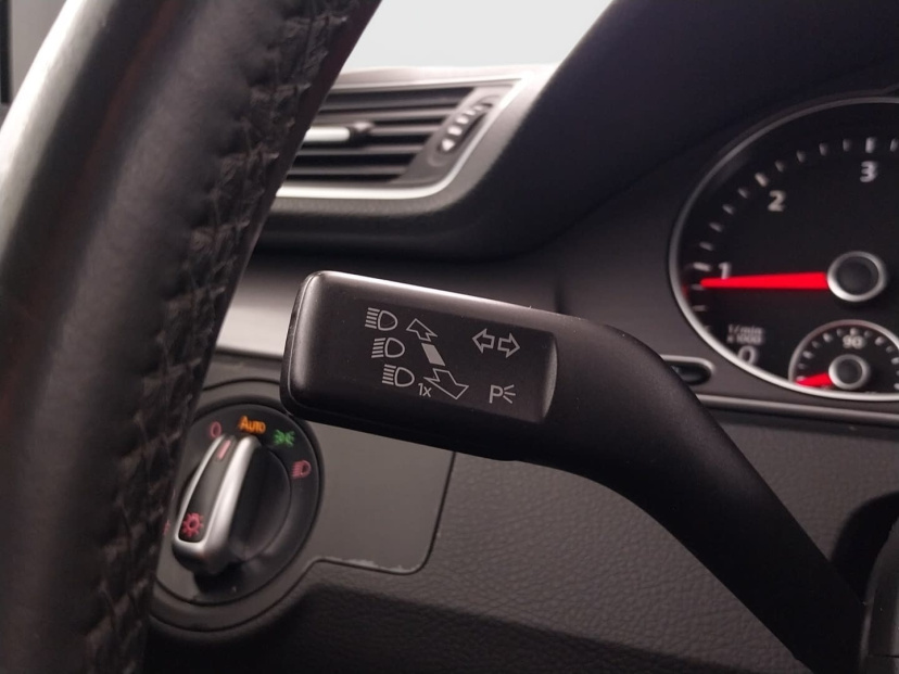 Volkswagen Passat, 2011