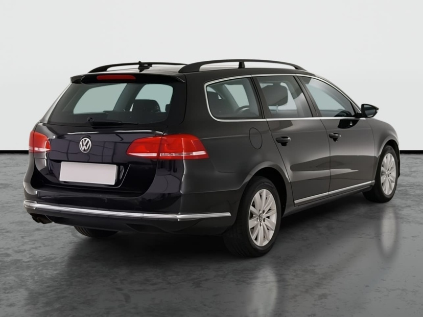 Volkswagen Passat, 2011