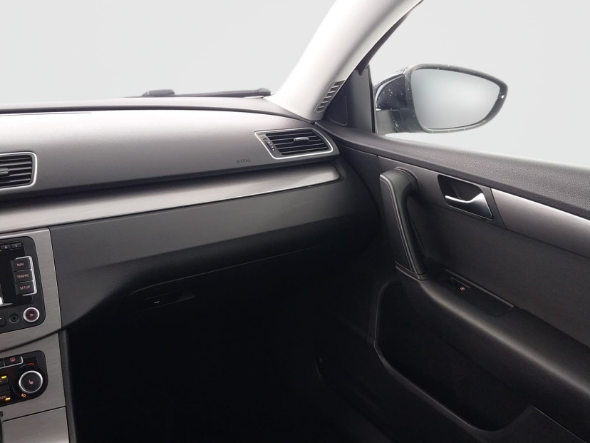 Volkswagen Passat, 2011