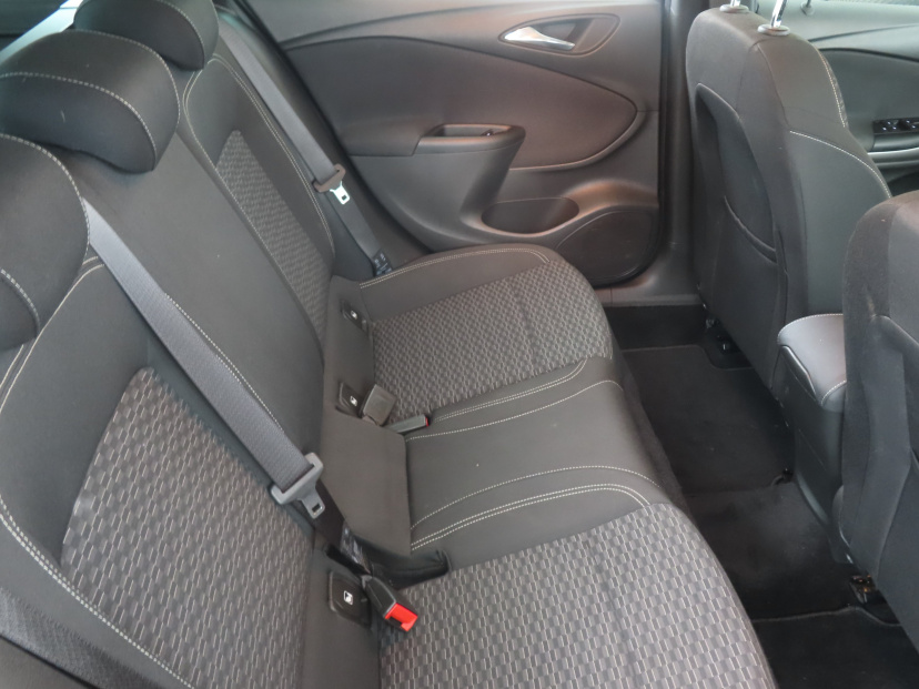 Opel Astra, 2019