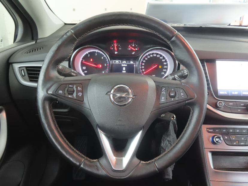 Opel Astra, 2019
