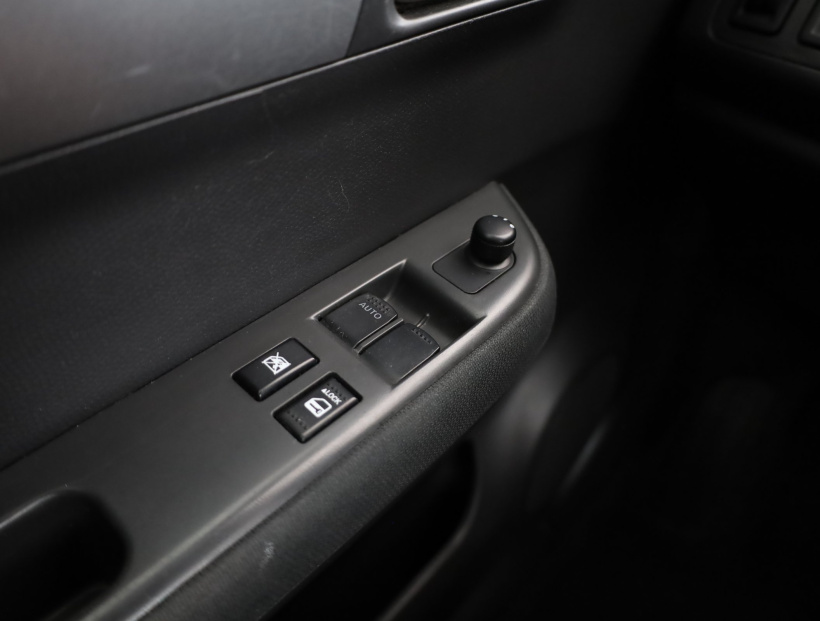 Suzuki Swift, 2010