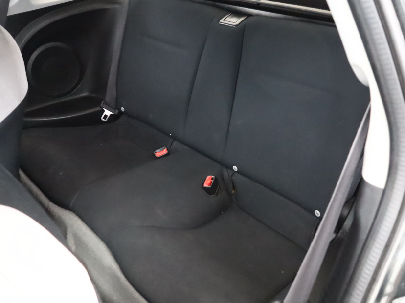 Honda CR-Z, 2011