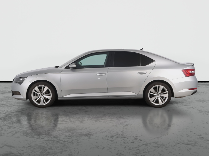 Škoda Superb, 2016