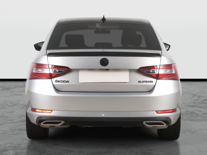 Škoda Superb, 2016