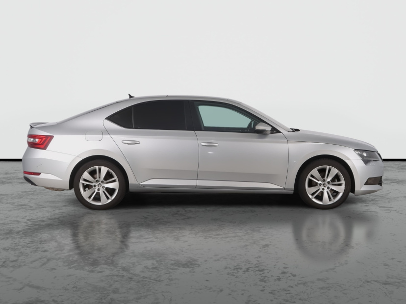 Škoda Superb, 2016