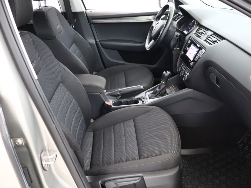 Škoda Octavia Scout, 2014