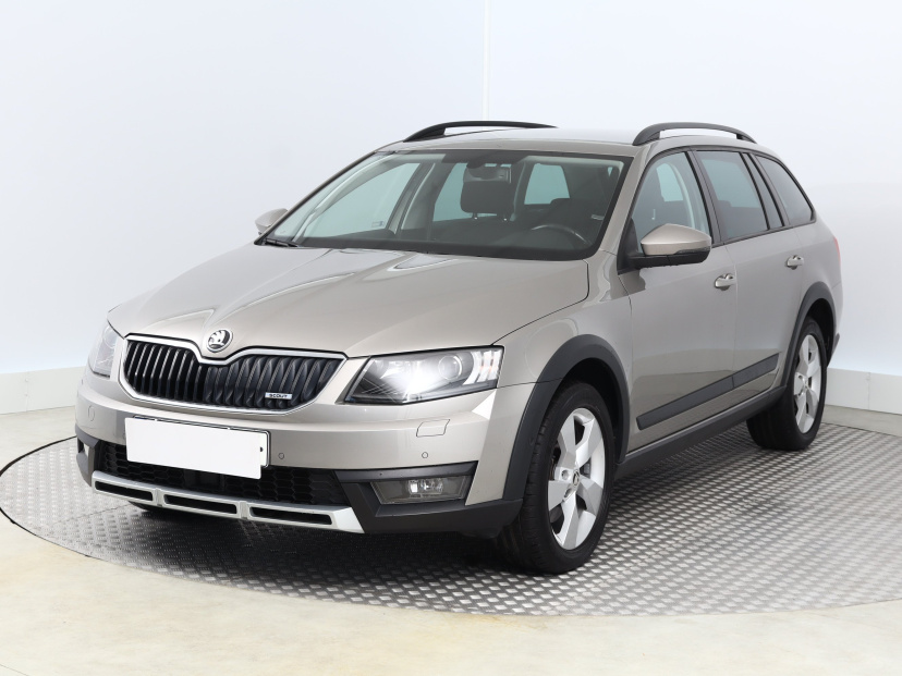 Škoda Octavia Scout, 2014