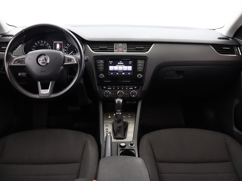 Škoda Octavia Scout, 2014
