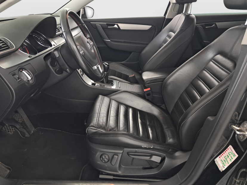 Volkswagen Passat, 2013