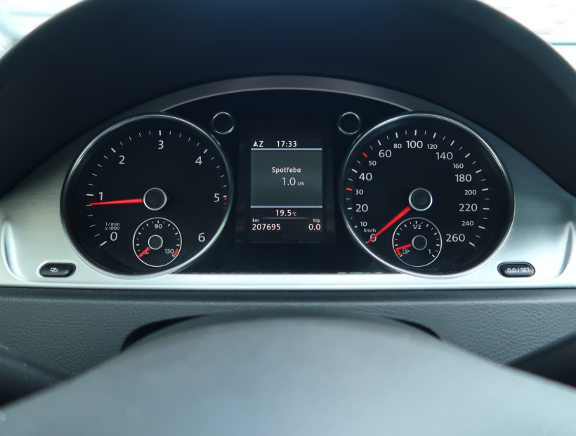 Volkswagen Passat, 2012