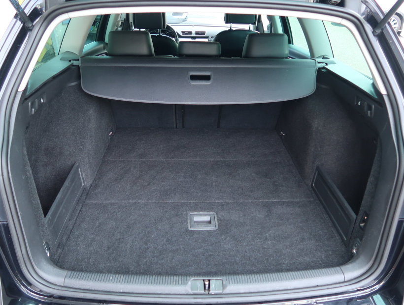 Volkswagen Passat, 2012